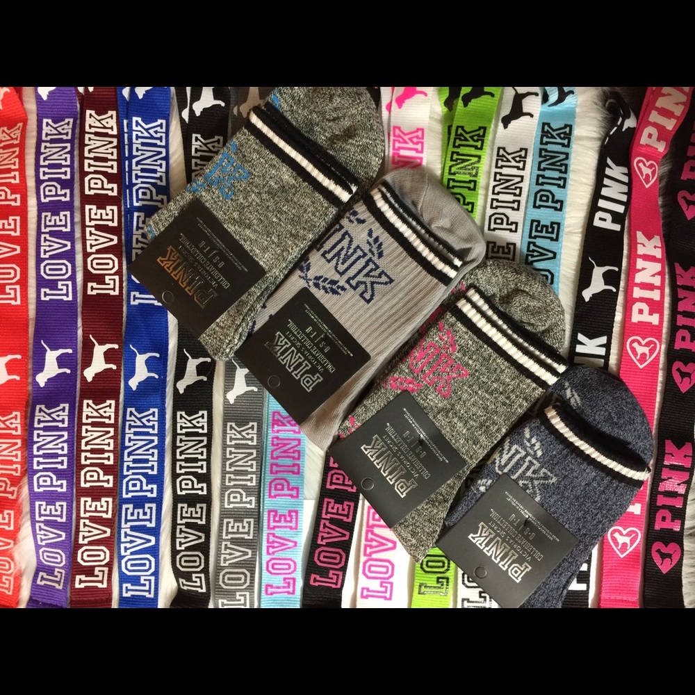 1 left VS PINK 🛍Free Lanyard +4pr Crew Socks  NWT - Picture 7 of 7